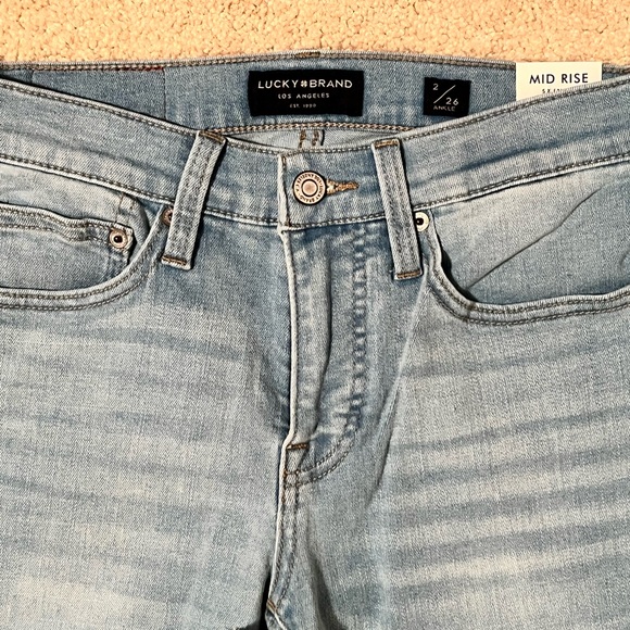 NWT Lucky Brand Women’s Mid Rise Ava Skinny Jeans Size 2 / 26 - Picture 2 of 5